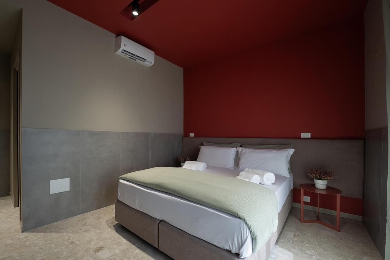 Mia Suites Porto Naples Exterior photo